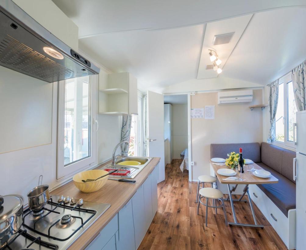 Eurocampingpacengo Hotel Lazise Buitenkant foto