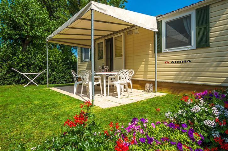Eurocampingpacengo Hotel Lazise Buitenkant foto